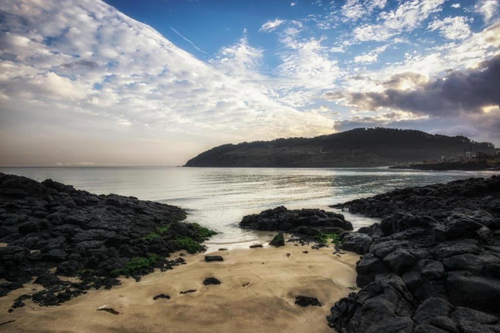 Beach Story Hotel Jeju Exterior photo